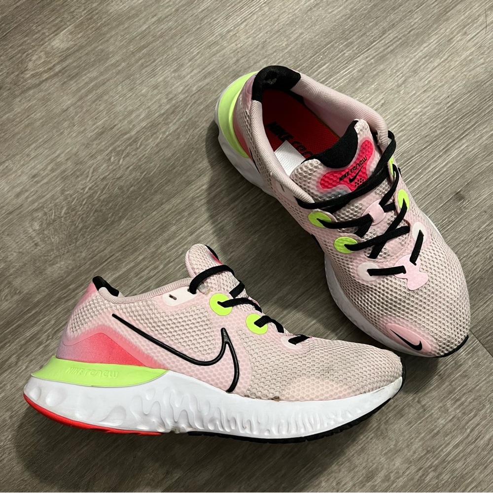 Women’s Nike Renew Run Pink Foam Sneakers